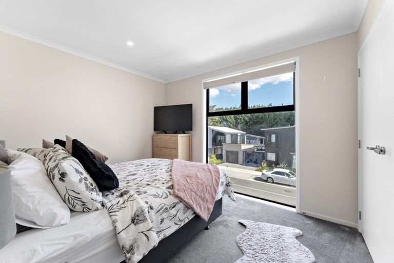 Photo of property in 4 Awamarino Way, Westgate, Auckland, 0614