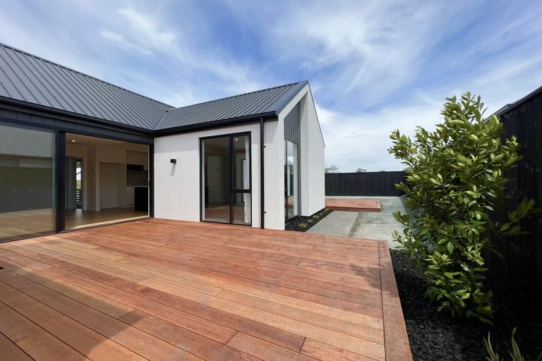 Photo of property in 20 Dray Place, Halswell, Christchurch, 8025