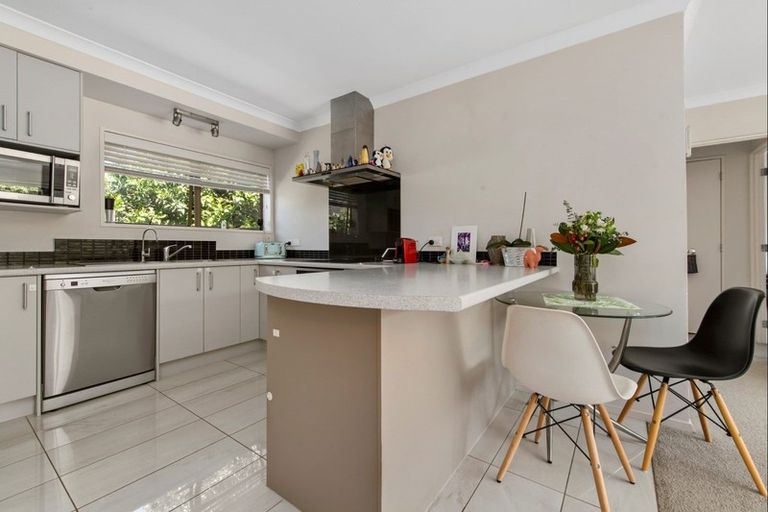 Photo of property in 2/9 Leander Street, Mount Maunganui, 3116