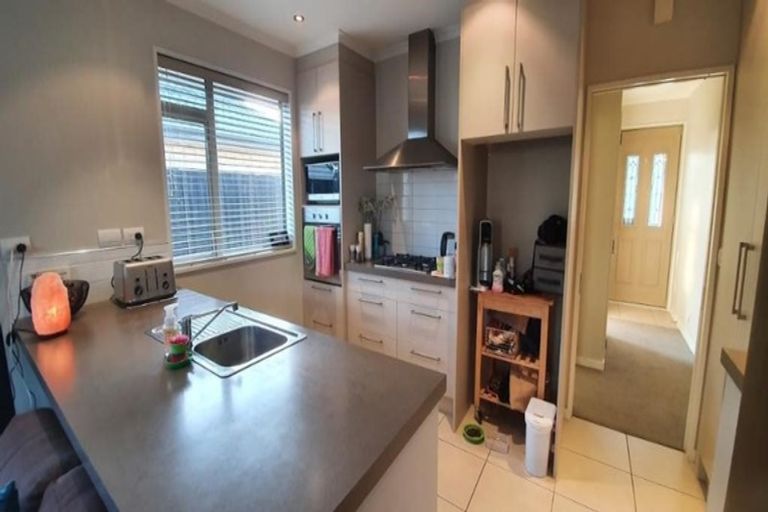 Photo of property in 1b Staffordshire Street, Burwood, Christchurch, 8083