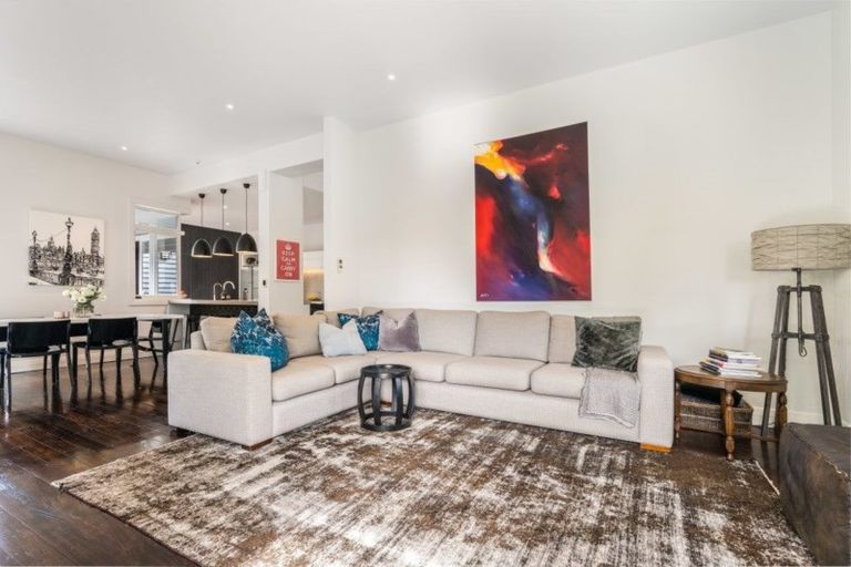 Property details for 22 Horoeka Avenue, Mount Eden, Auckland, 1024