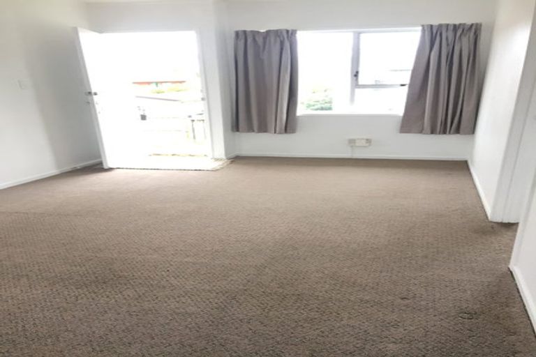 Photo of property in 2/26 Arawa Street, New Lynn, Auckland, 0600