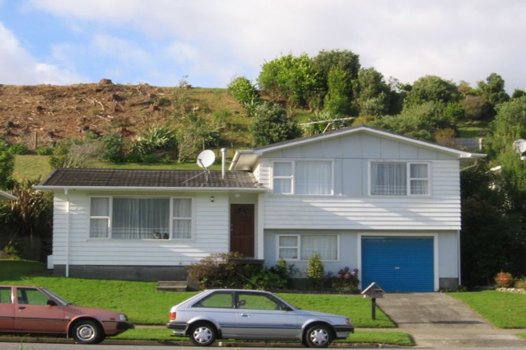 Photo of property in 128 Major Drive, Kelson, Lower Hutt, 5010
