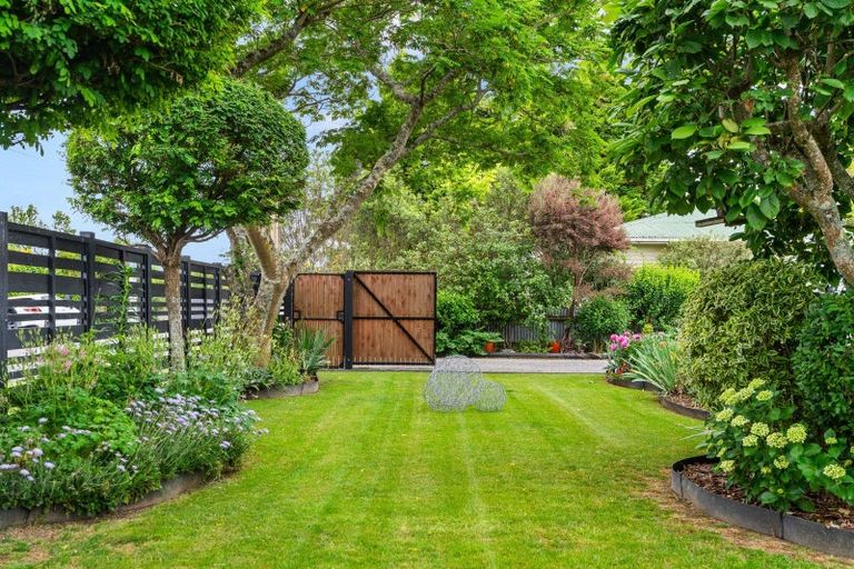 Photo of property in 43 East Street, Greytown, 5712