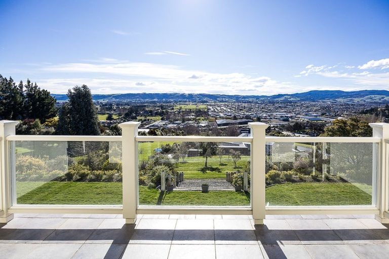 Photo of property in 6 Gracemount Place, Kinmont Park, Mosgiel, 9024