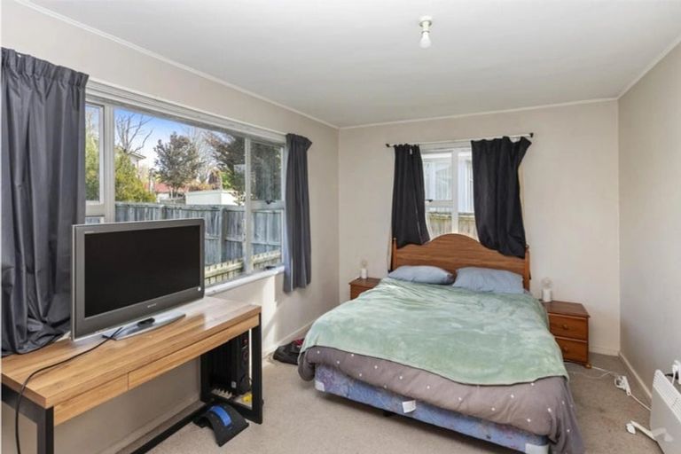 Photo of property in 25a Auburn Avenue, Upper Riccarton, Christchurch, 8041