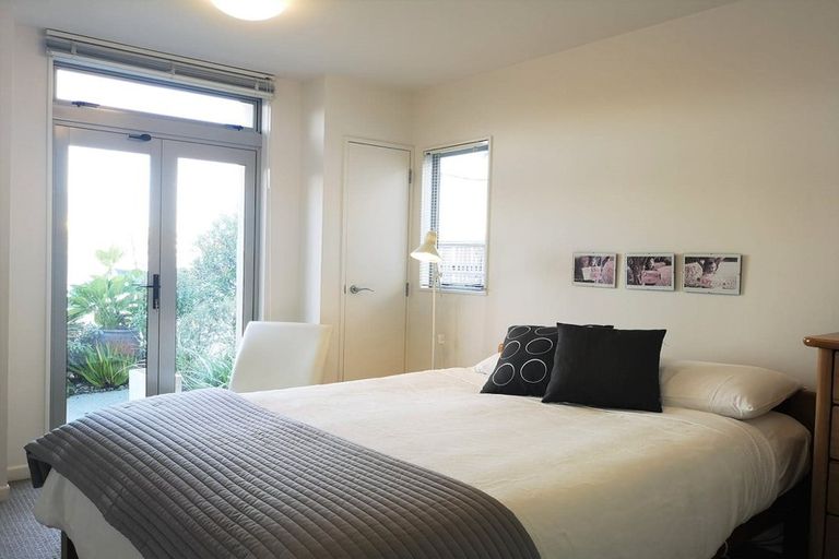 Photo of property in Marrakech Cafe, 10/305 Evans Bay Parade, Hataitai, Wellington, 6021