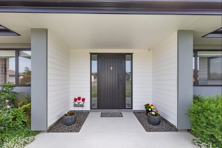 Photo of property in 21 Weld Street, Levin, 5510