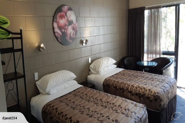 Photo of property in 33 Cable Bay Block Road, Cable Bay, 0420