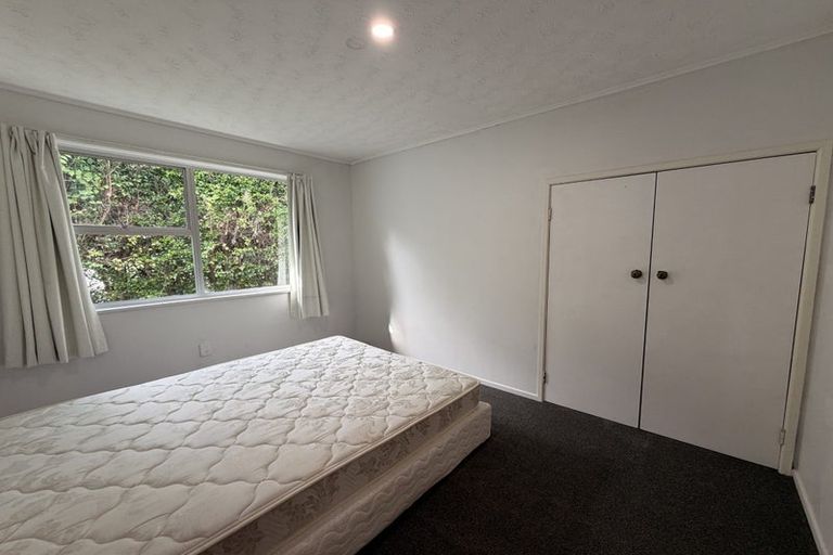 Photo of property in 85 Girrahween Drive, Totara Vale, Auckland, 0629