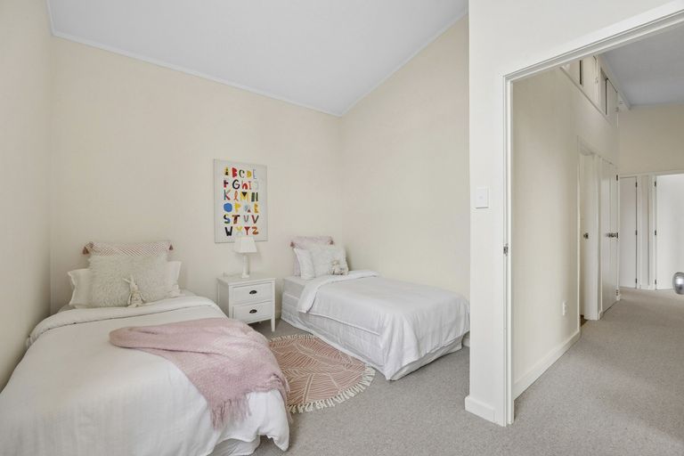 Photo of property in 54 Drivers Road, Maori Hill, Dunedin, 9010