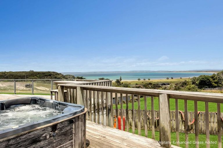 Photo of property in 17 Courtney Place, Karikari Peninsula, Kaitaia, 0483