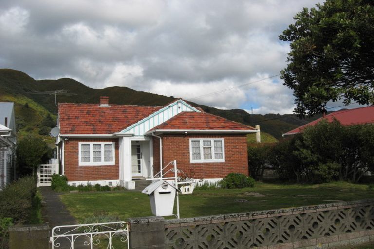 Photo of property in 14 Bell Road, Waiwhetu, Lower Hutt, 5010