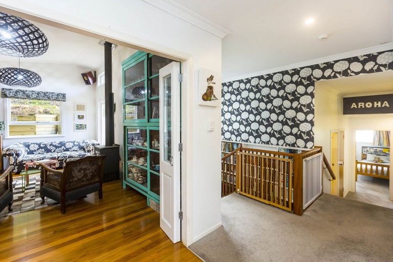 Photo of property in 54 Chatsworth Road, Silverstream, Upper Hutt, 5019