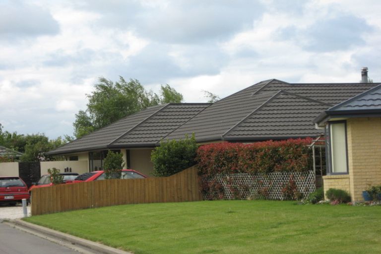 Photo of property in 7 Lowe Place, Rangiora, 7400