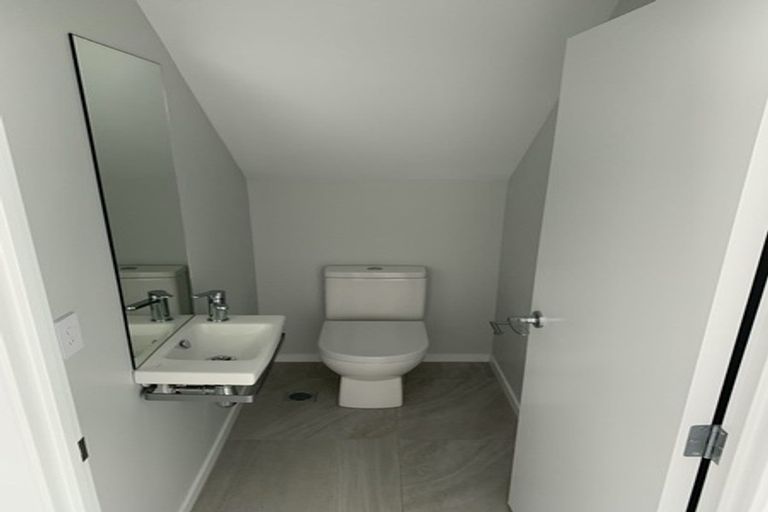 Photo of property in 33 Harewood Street, Whenuapai, Auckland, 0618