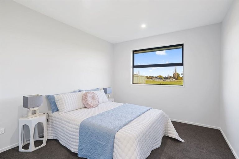 Photo of property in 13 Salkeld Place, Woodend, 7610