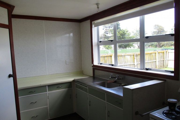 Photo of property in 10 Pirie Street, Palmerston North, 4410