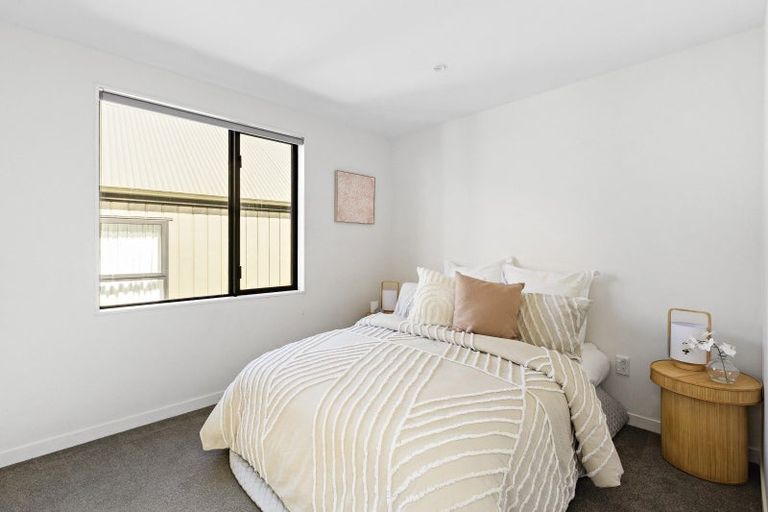 Photo of property in 19/6 Oswald Crescent, Paparangi, Wellington, 6037