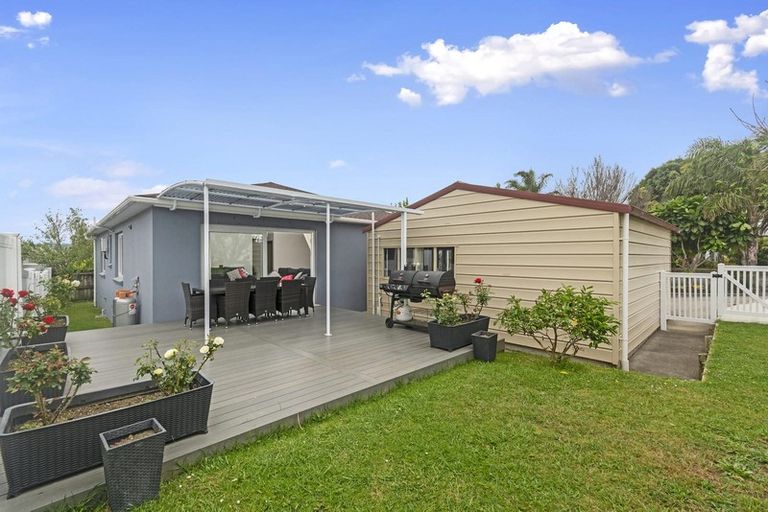 Photo of property in 80 Taikata Road, Te Atatu Peninsula, Auckland, 0610