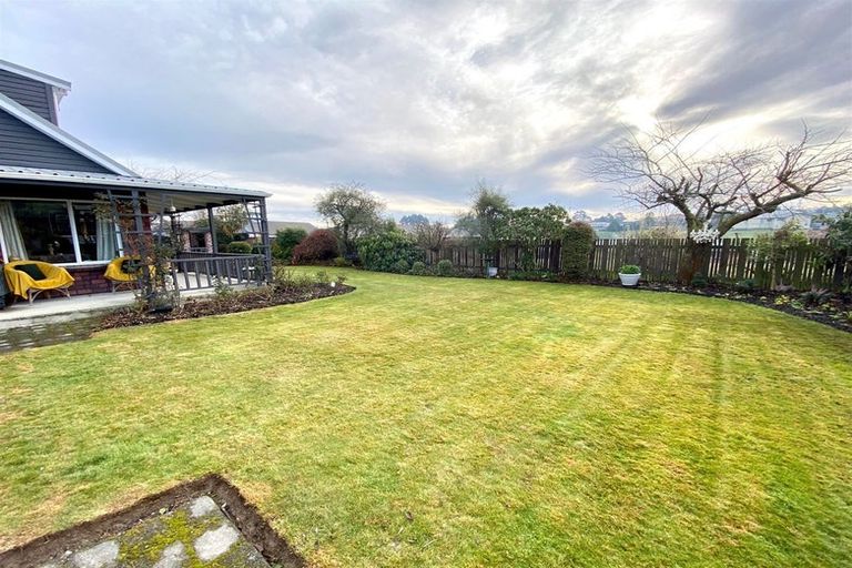 Photo of property in 12 Henley Drive, Balclutha, 9230