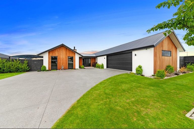 Photo of property in 31 Kingsdowne Drive, West Melton, 7618