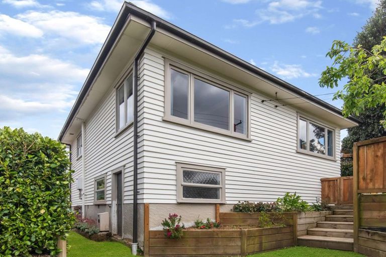 Photo of property in 146 Tuhikaramea Road, Dinsdale, Hamilton, 3204