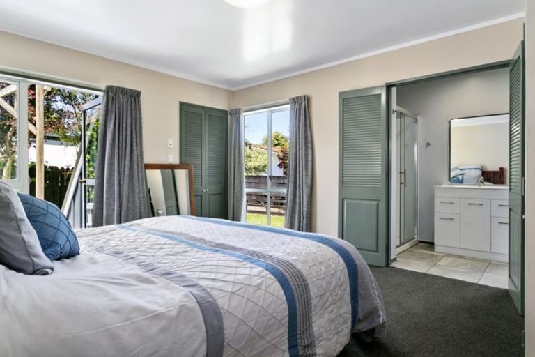 Photo of property in 2 Newberry Place, Richmond Heights, Taupo, 3330