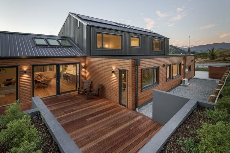 Photo of property in 35 Jack Hanley Drive, Jacks Point, Queenstown, 9371