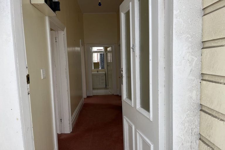 Photo of property in 128 Wallace Street, Mount Cook, Wellington, 6021