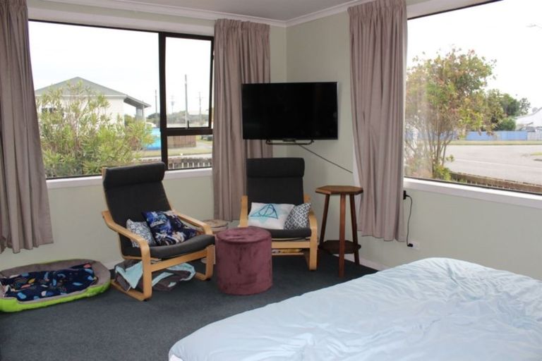 Photo of property in 43 Blake Street, Blaketown, Greymouth, 7805