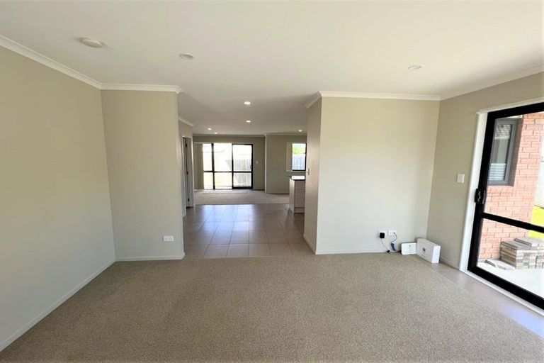 Photo of property in 11a Mangos Place, Pakuranga, Auckland, 2010