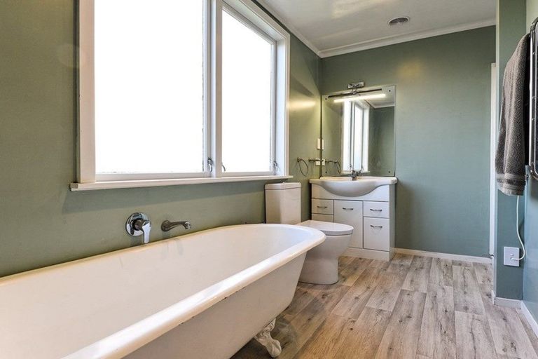 Photo of property in 6 Counsel Terrace, Mount Albert, Auckland, 1025