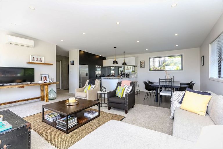 Photo of property in 82 Karamea Street, Whalers Gate, New Plymouth, 4310