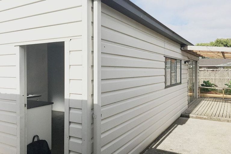 Photo of property in 7 Windoma Circle, Manukau, Auckland, 2025