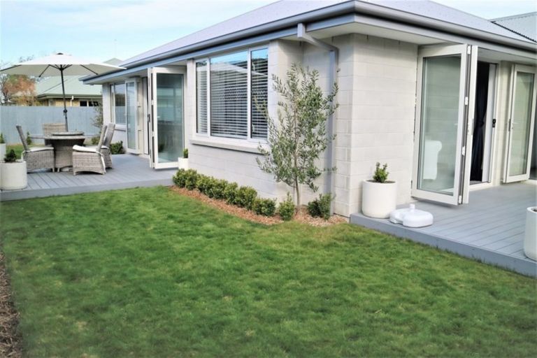 Photo of property in 5a Scott Street, Rangiora, 7400