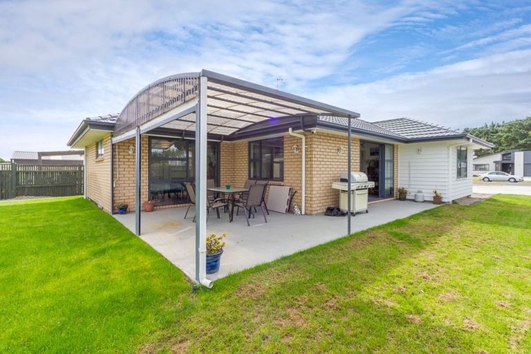 Photo of property in 21 Sandown Avenue, Himatangi Beach, Foxton, 4891