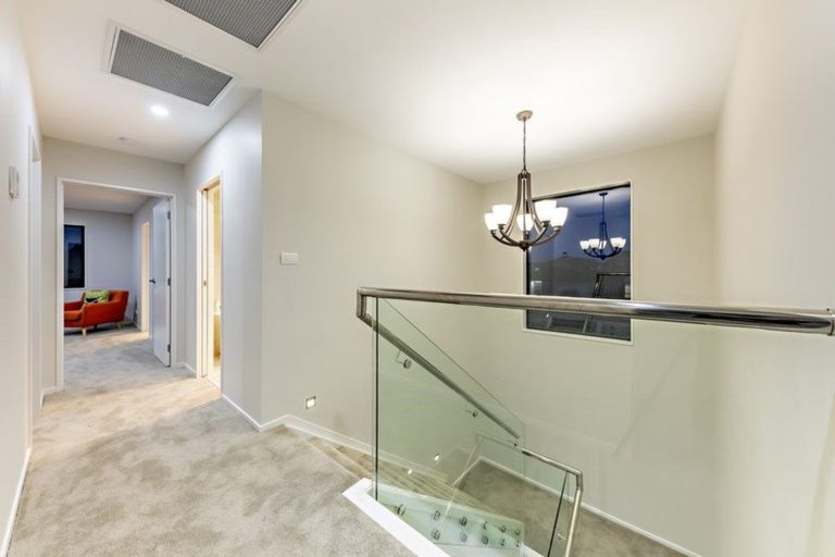 Photo of property in 4 Pahekeheke Road, Karaka, Papakura, 2113