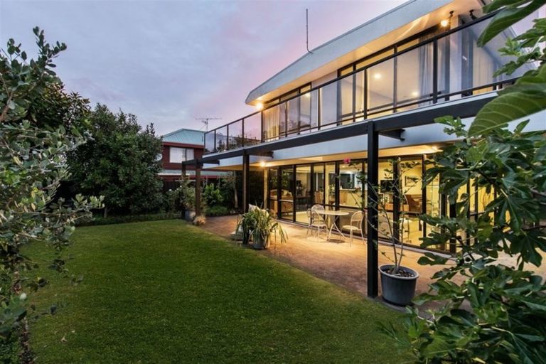 Photo of property in 101a Te Kawa Road, Greenlane, Auckland, 1061