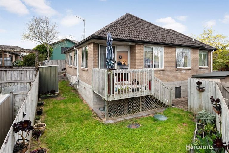 Photo of property in 11 Logan Place, Waiuku, 2123
