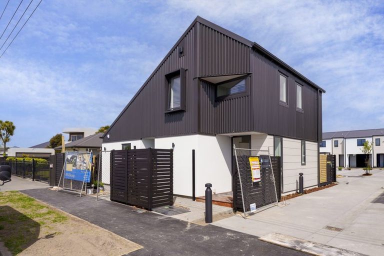 Photo of property in 1/55 Marshland Road, Shirley, Christchurch, 8061