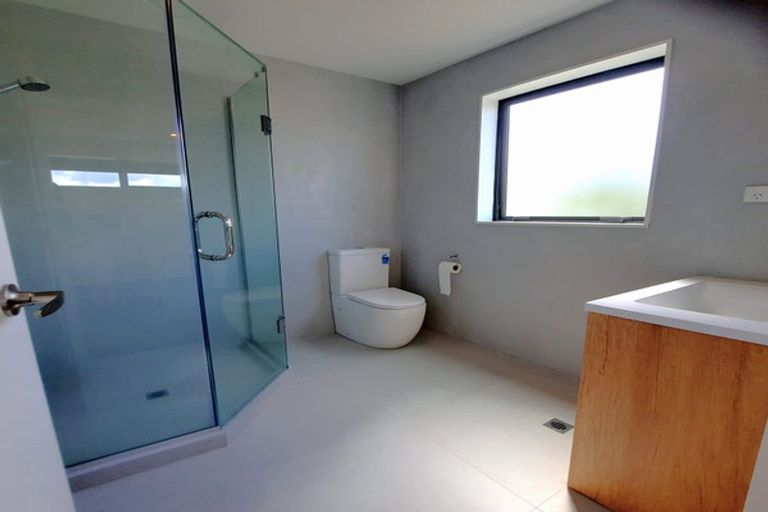 Photo of property in 69b Astley Avenue, New Lynn, Auckland, 0600