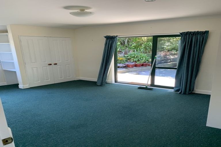 Photo of property in 14 Marjory Close, Broadmeadows, Wellington, 6035