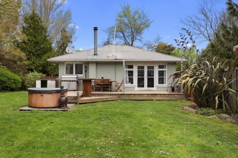 Photo of property in 2 Dohrmans Road, Oxford, 7430