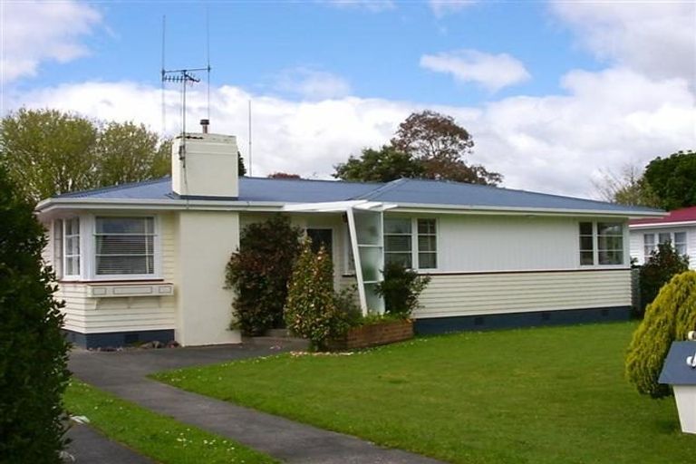 Photo of property in 28 Galway Avenue, Hokowhitu, Palmerston North, 4410