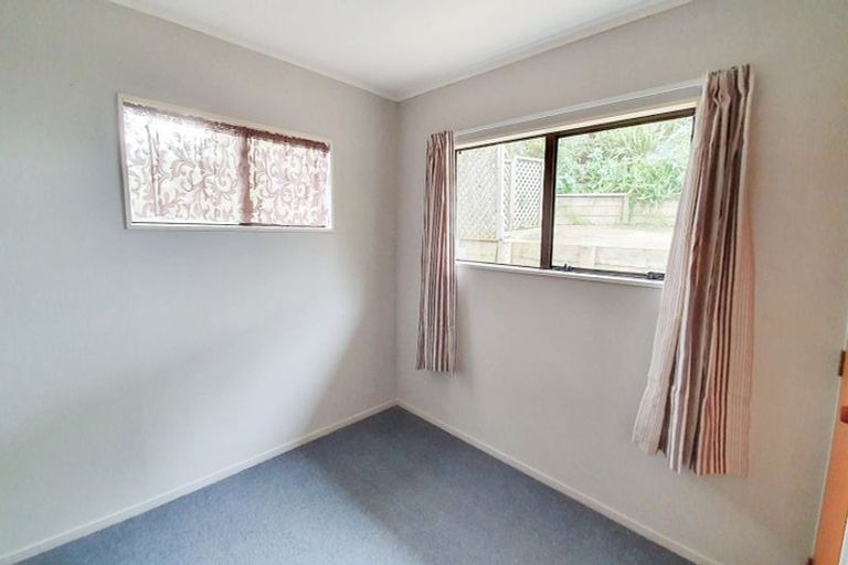 Photo of property in 35 Eureka Place, Parahaki, Whangarei, 0112