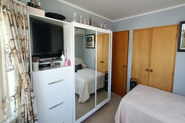 Photo of property in 58 Carnoustie Drive, Wattle Downs, Auckland, 2103