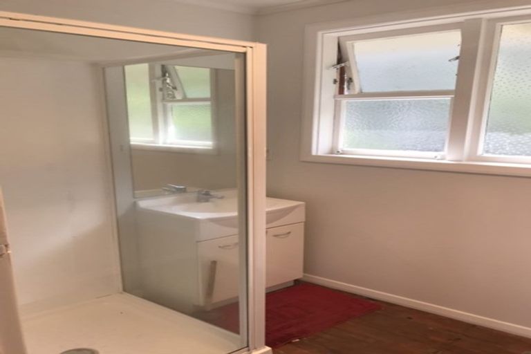 Photo of property in 31 Tukanae Street, Strathmore Park, Wellington, 6022