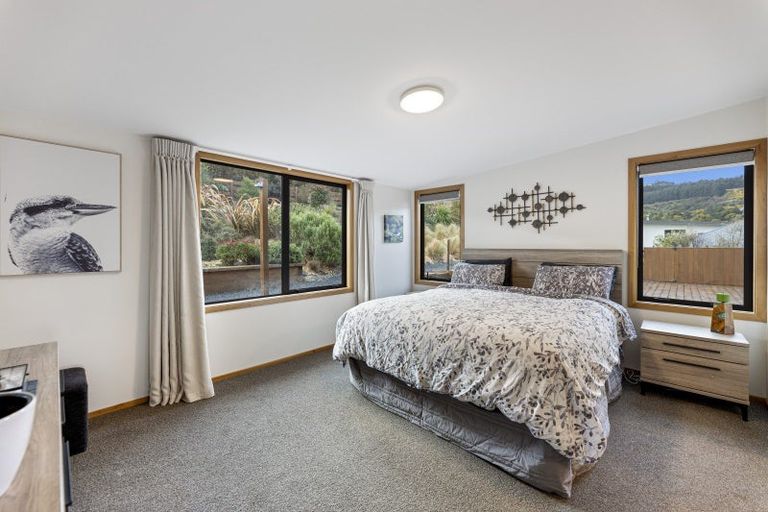 Photo of property in 16 Glendermid Close, Sawyers Bay, Port Chalmers, 9023