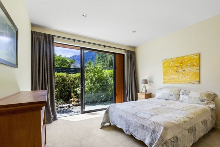 Photo of property in 6 Reading Court, Jacks Point, Queenstown, 9371